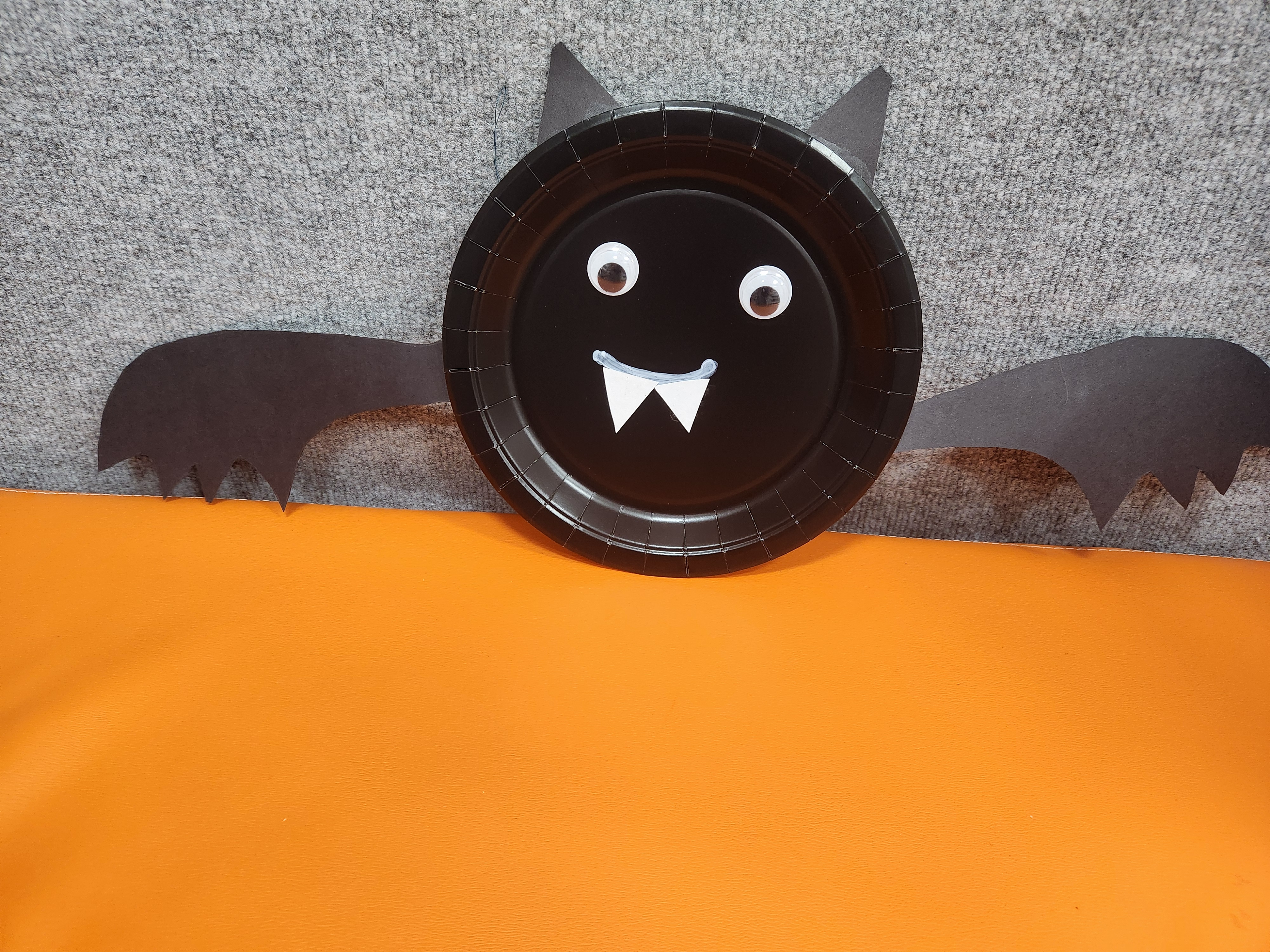 Black Paper Bat Friend 