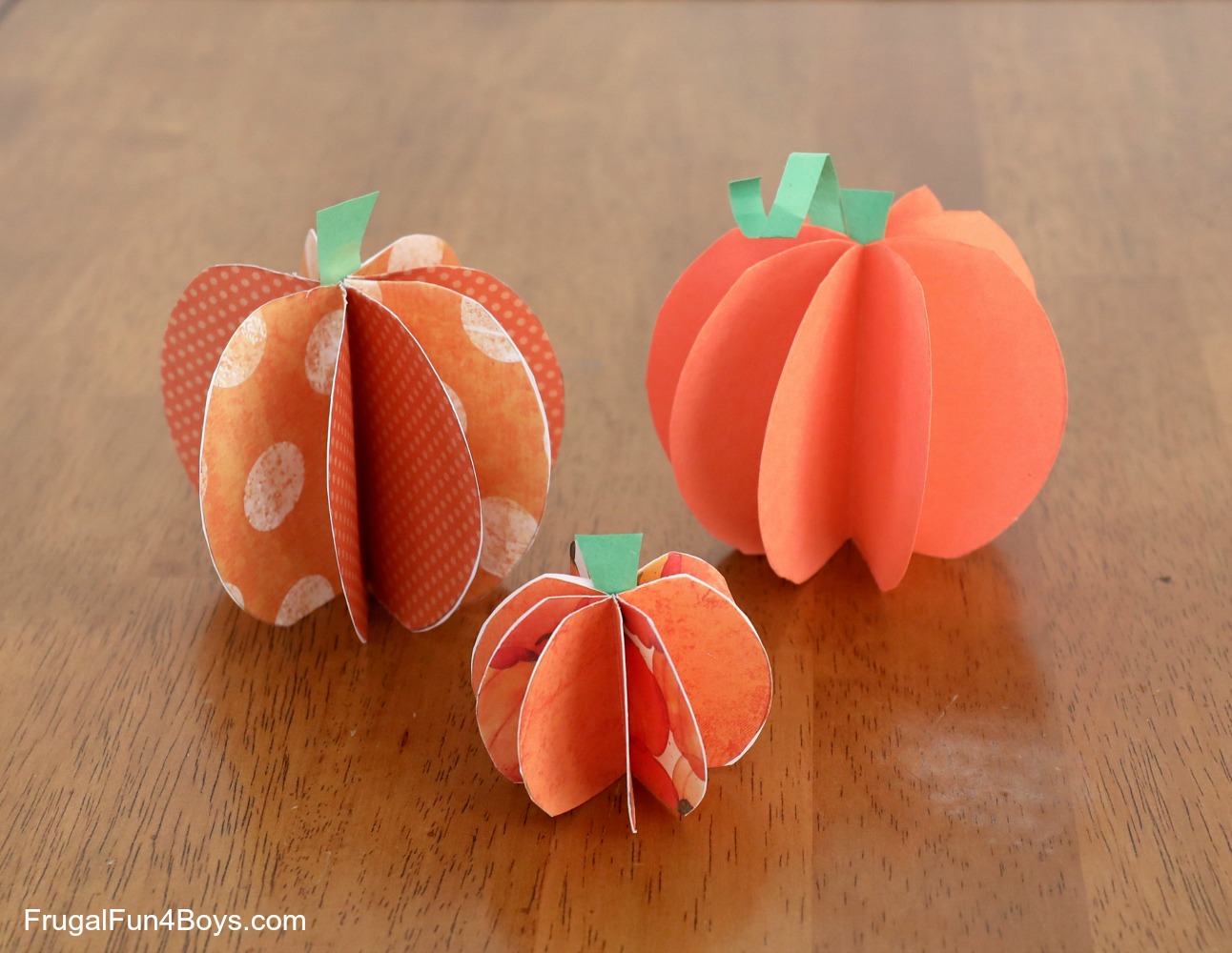 Paper pumpkin craft