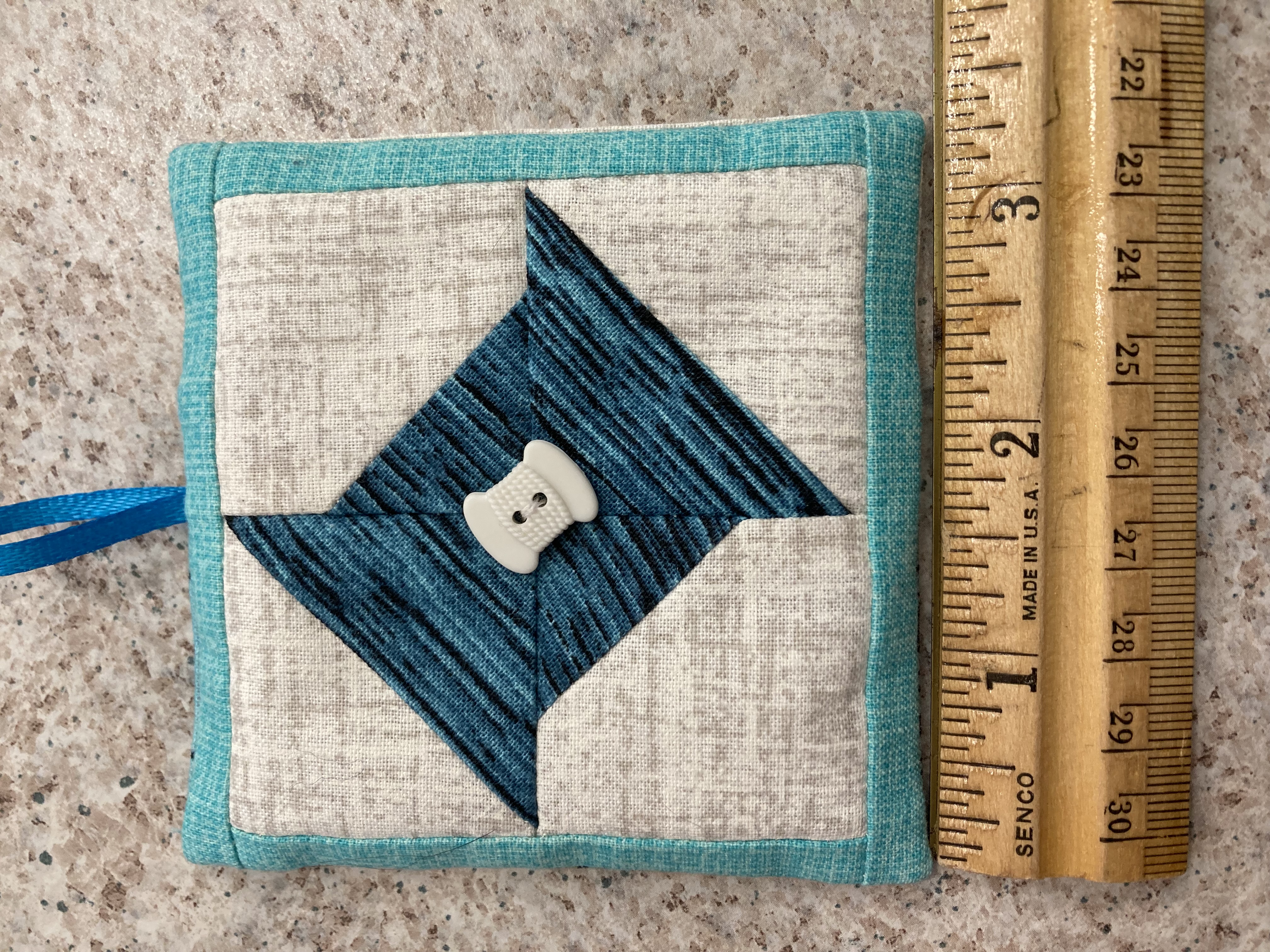 Mini-Quilt Ornament