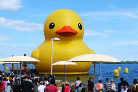 Large rubber duck in water
